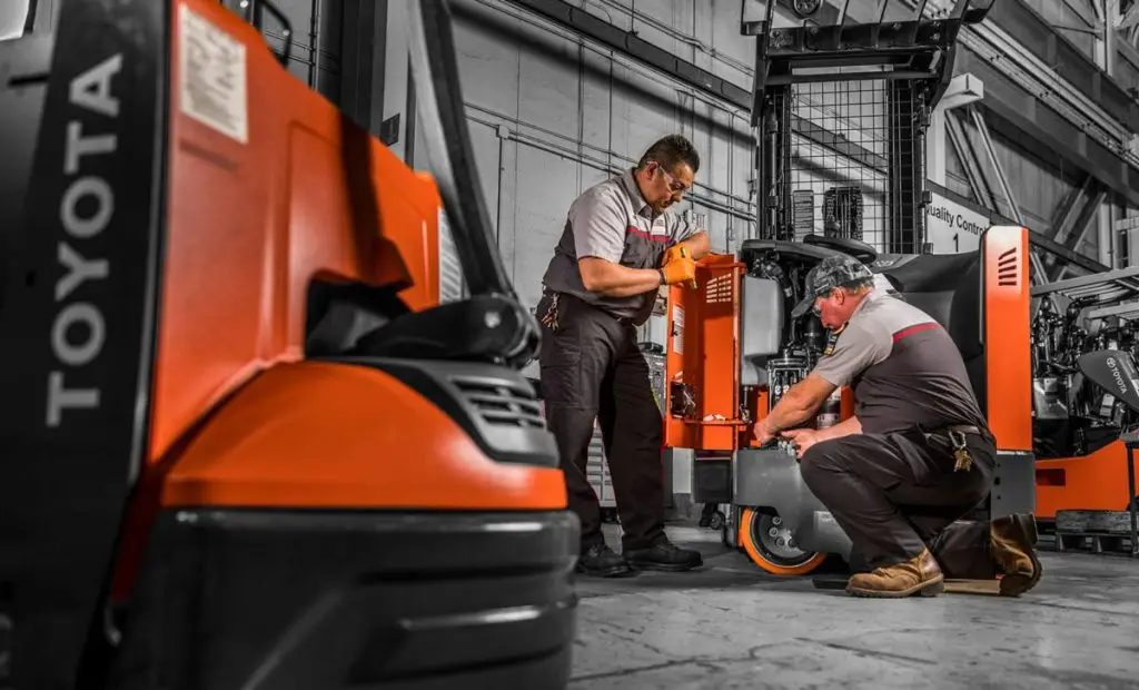 forklift maintenance